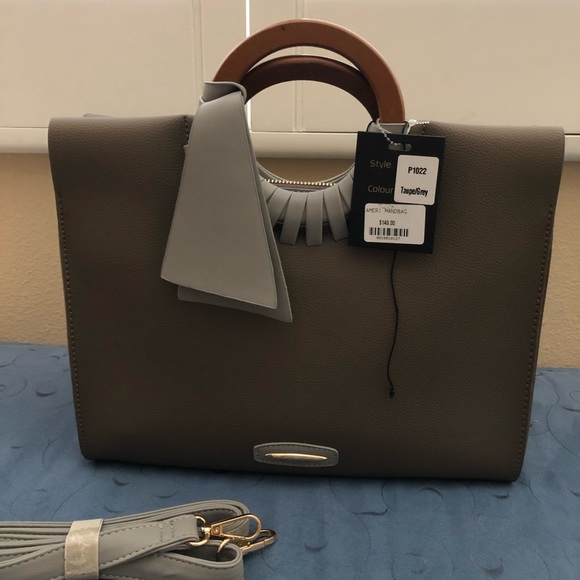 Ameri Mode handbag Brand New - Picture 1 of 4